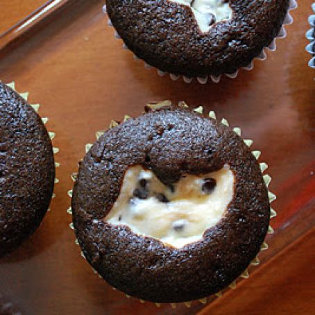 cupcakes - Chocolate Cream Cheese Surprise Cupcakes