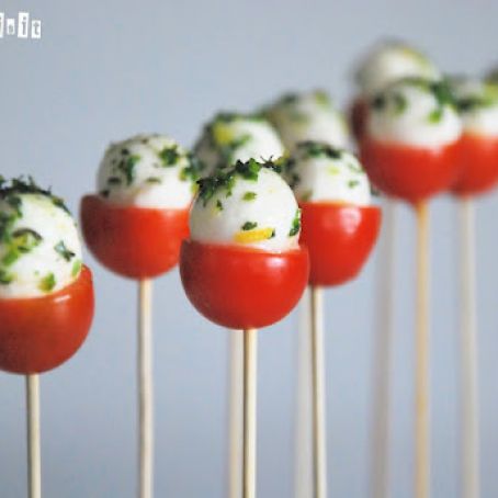 Caprese Lollipops
