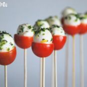 Caprese Lollipops