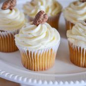 Pecan Praline Cupcakes