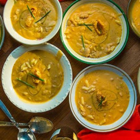 Bean and Pasta Soup with Cracklins