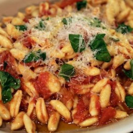 Cavatelli with Quick Tomato Sauce