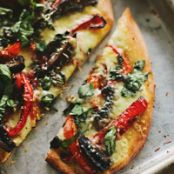 Portobello-Mushroom and Red-Pepper Pizza