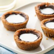 Milk-Filled Chocolate Chip Cookie Cups