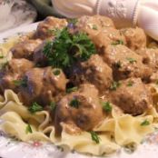 SWEDISH MEATBALLS FOR A CROWD