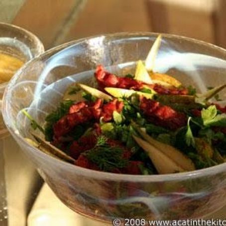 Bacon and pear salad with Stilton dressing