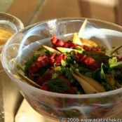 Bacon and pear salad with Stilton dressing