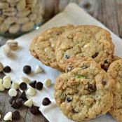 Dark & White Chocolate Chip Oatmeal Cookies with Pistachios and Dried Bluberries