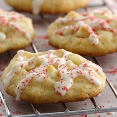 Holiday White Chocolate Macaroon Cookies