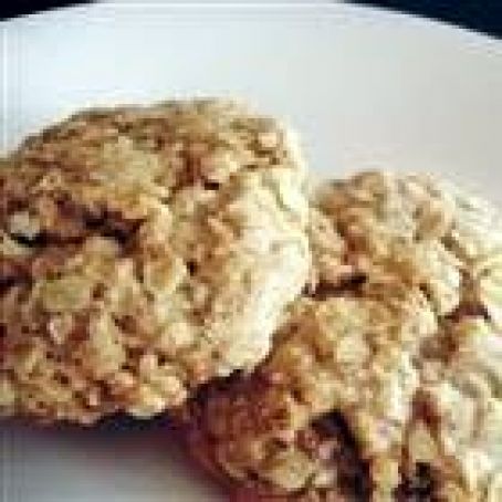 Soft Oatmeal Cookies