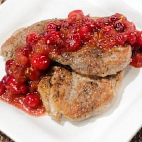 PORK MEDALLIONS WITH FRESH CRANBERRIES