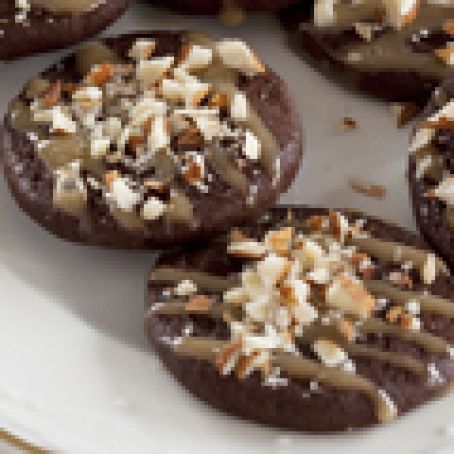 CINNAMON-SPICED HOT CHOCOLATE COOKIES