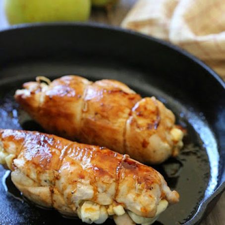 Stuffed Chicken Breast with Prosciutto, Pears and Brie