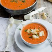 roasted tomato basil soup with mini grilled cheese “croutons”
