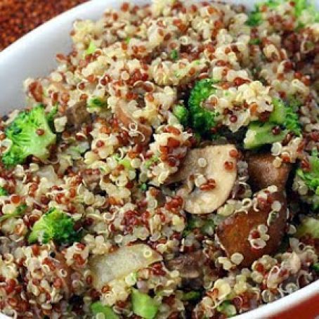 Mushroom and Broccoli Quinoa