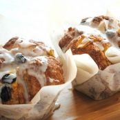 Apple Raisin Cobblestone Muffins