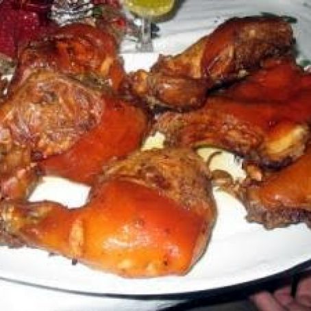 COCHINILLO CON BATATAS,PIMIENTOS Y CEBOLLA