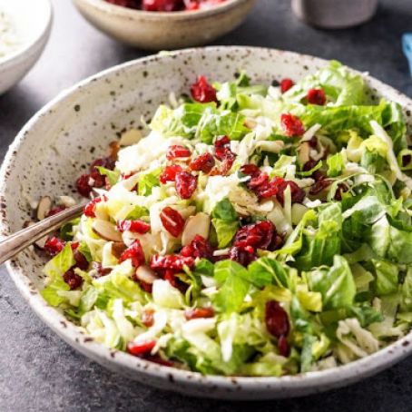 Holiday Salad with Apple Cider Dressing | Detoxinista