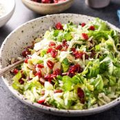 Holiday Salad with Apple Cider Dressing | Detoxinista