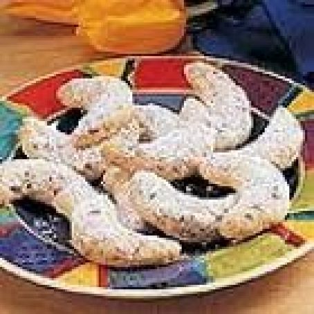 Pecan Crescent Cookies