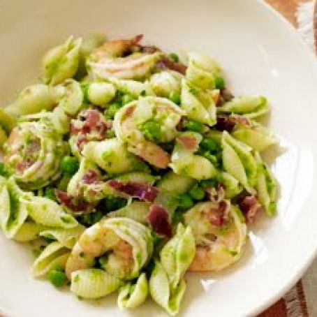 Shrimp and Shells with Pancetta and Peas
