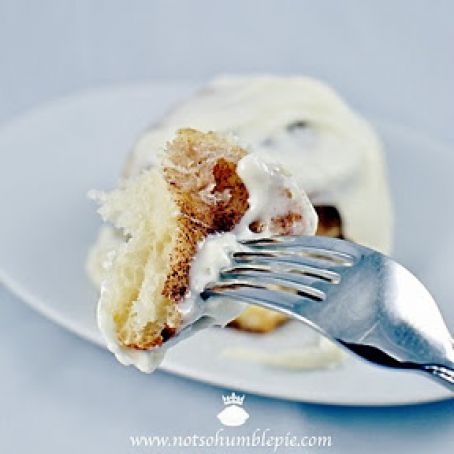 Cinnamon Rolls With Whipped Cream Cheese Frosting
