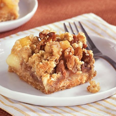 APPLE PECAN CRUMBLE BARS