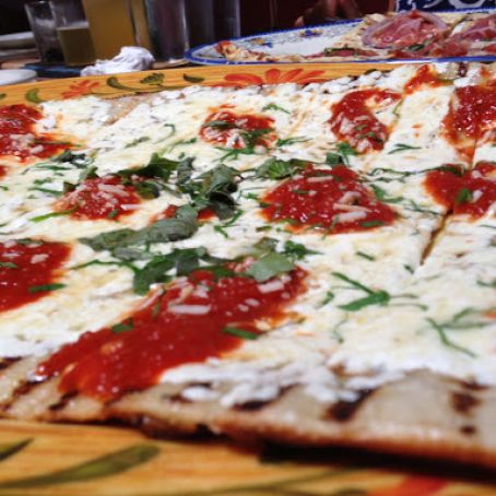 Grilled Margherita Pizza
