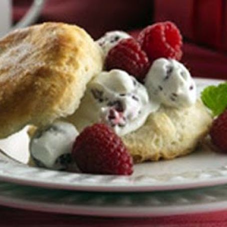 Raspberry and Cream Shortcakes