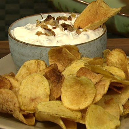Clinton Kelly's Sour Cream and Onion Dip