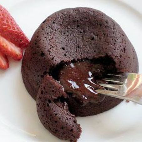 CAKE - Molten Chocolate Cake 1