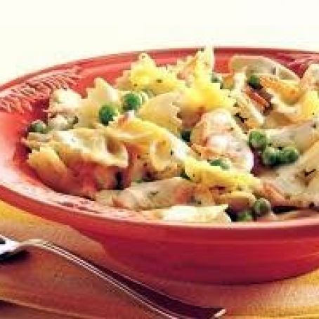 Alfredo Chicken Pasta Toss