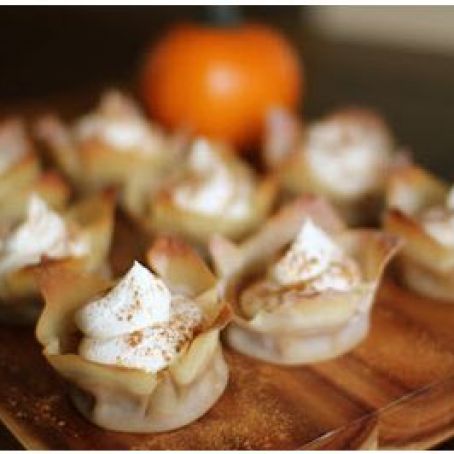 Mini Pumpkin Pies (in wontons)