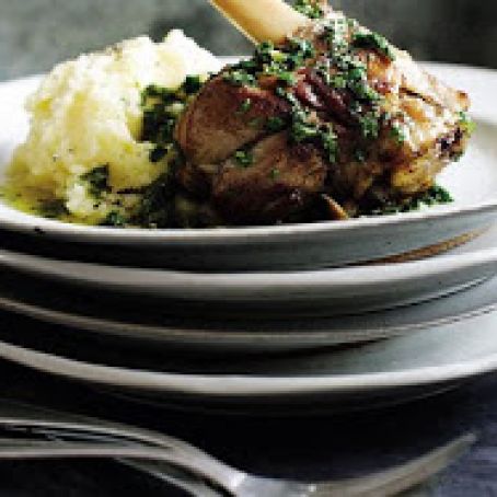 Braised lamb shanks with lemon, garlic and parsley