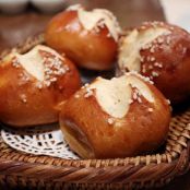 Pretzel Rolls