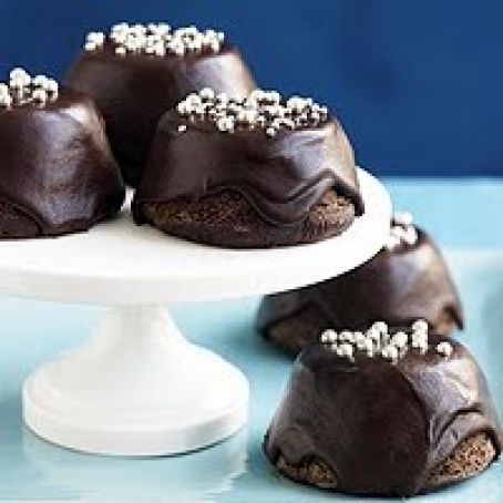 Mini Chocolate Cakes