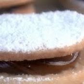 Dulce de Leche Cookie Sandwiches (Alfajor)