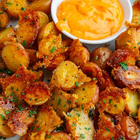 Crispy Parmesan Roast Potatoes