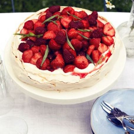 Berry and Tarragon Pavlova