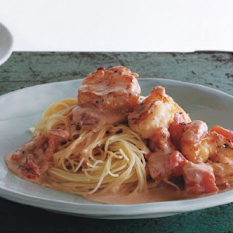 CAPELLINI WITH SHRIMP AND CREAMY TOMATO SAUCE