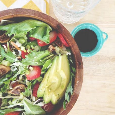 Simple Spirulina Dressing