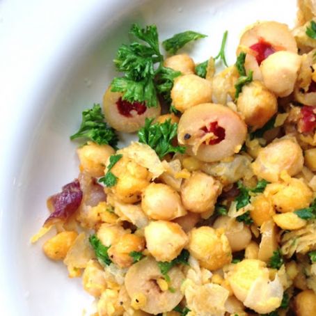 GARBANZOS - Crushed Chickpeas with Olives