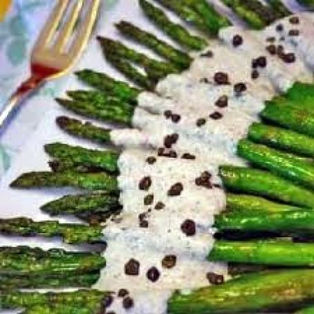 Grilled Asparagus with Spicy Ranch Dressing