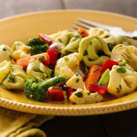 Easy Tortellini Vegetable Salad