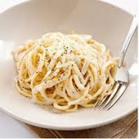 Spaghetti with Pecorino Romano and Black Pepper (Cacio e Pepe)