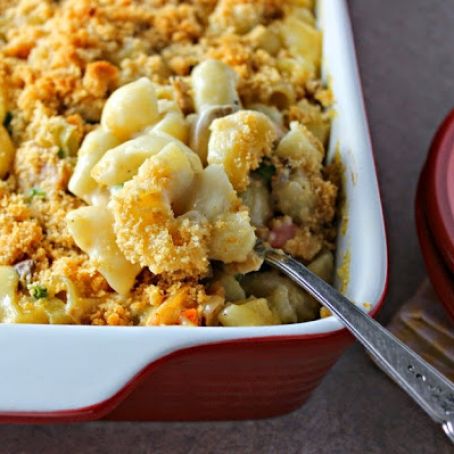 Lighter Cheesy Tuna Noodle Casserole