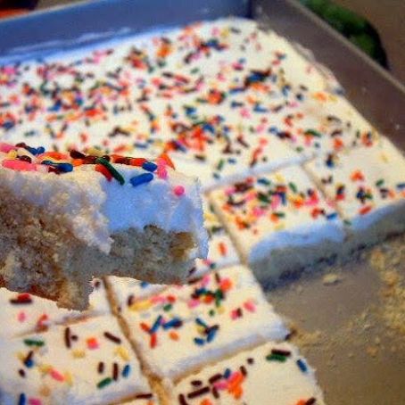 Sugar Cookie Bars with Vanilla Frosting