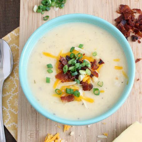 Slow Cooker Loaded Baked Potato Soup