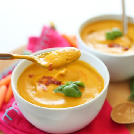 CREAMY THAI CARROT SOUP WITH BASIL