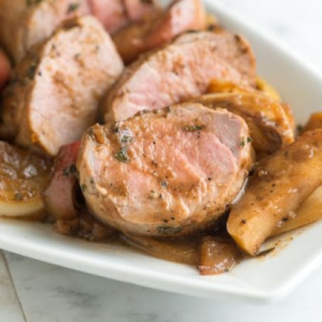 ROAST PORK TENDERLOIN WITH APPLES